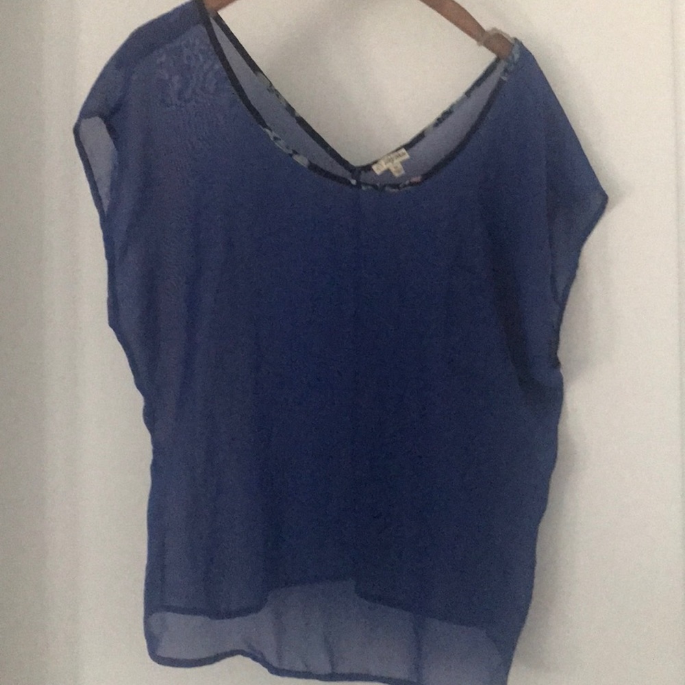 Blue top🔵